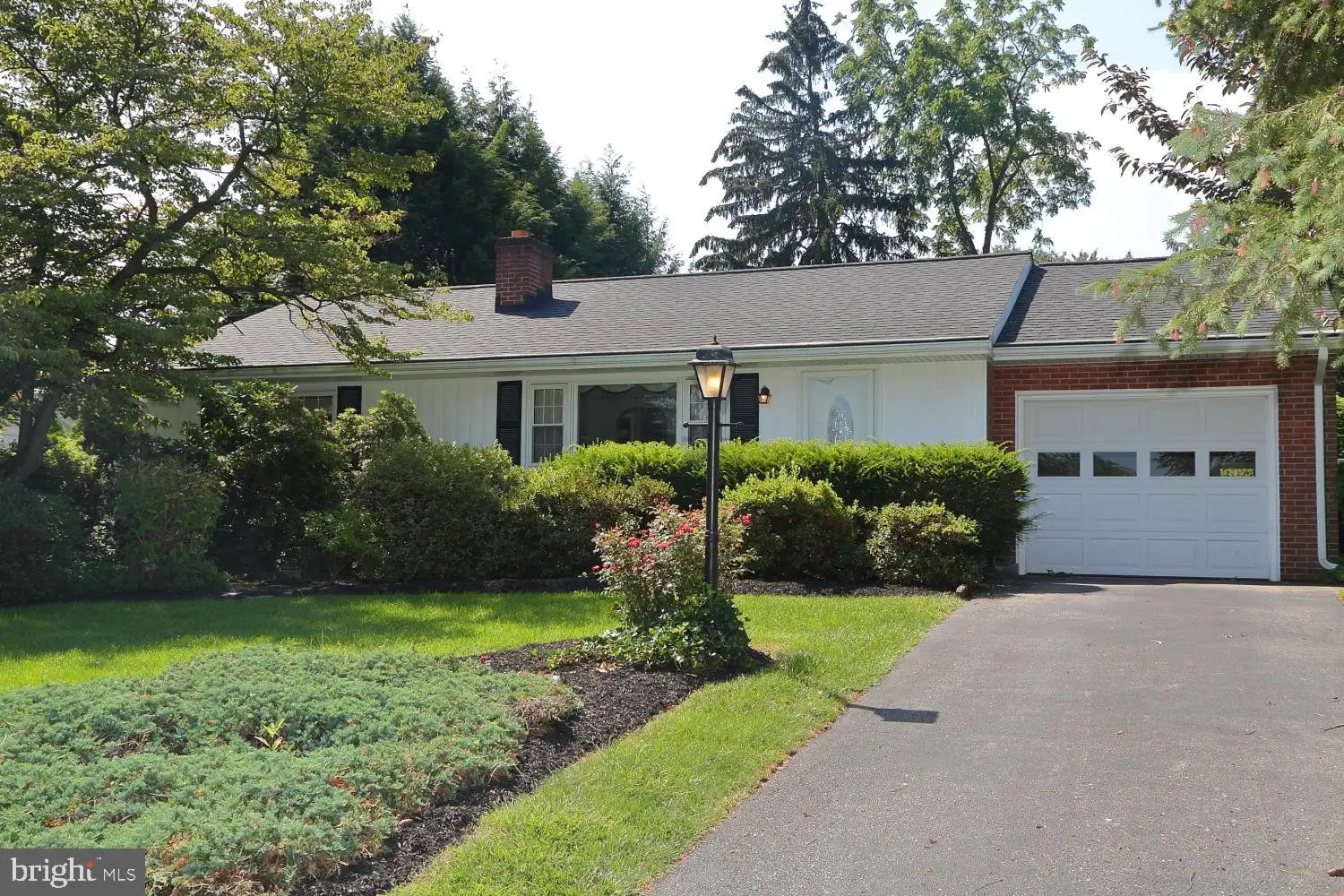 1610 Lambeth Road, Lancaster, PA 17601