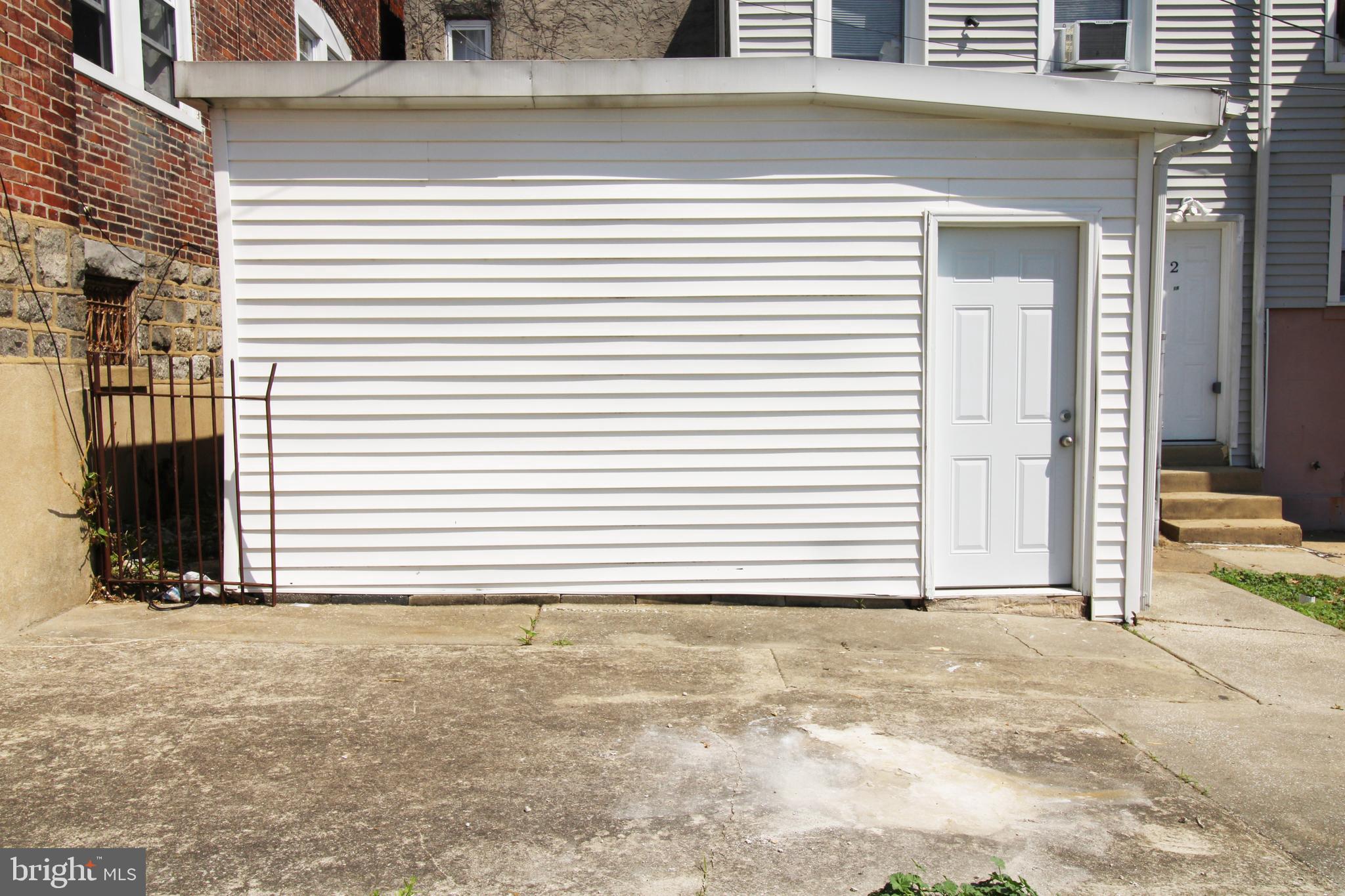 402 N 64TH STREET STORAGE UNIT