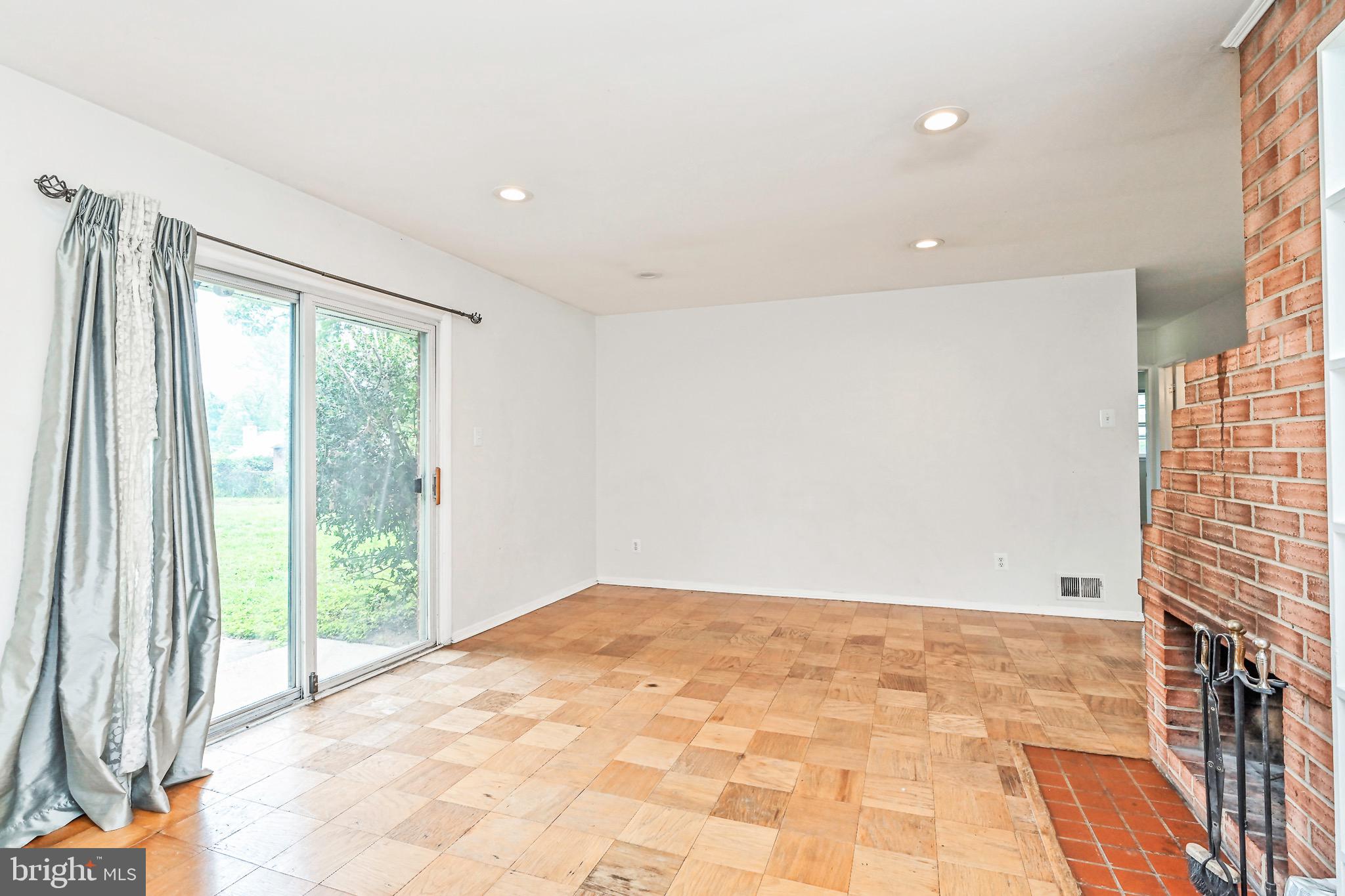 RAVENSWORTH - Residential