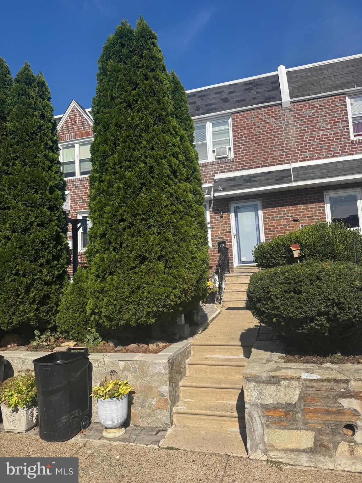 MAYFAIR - Residential