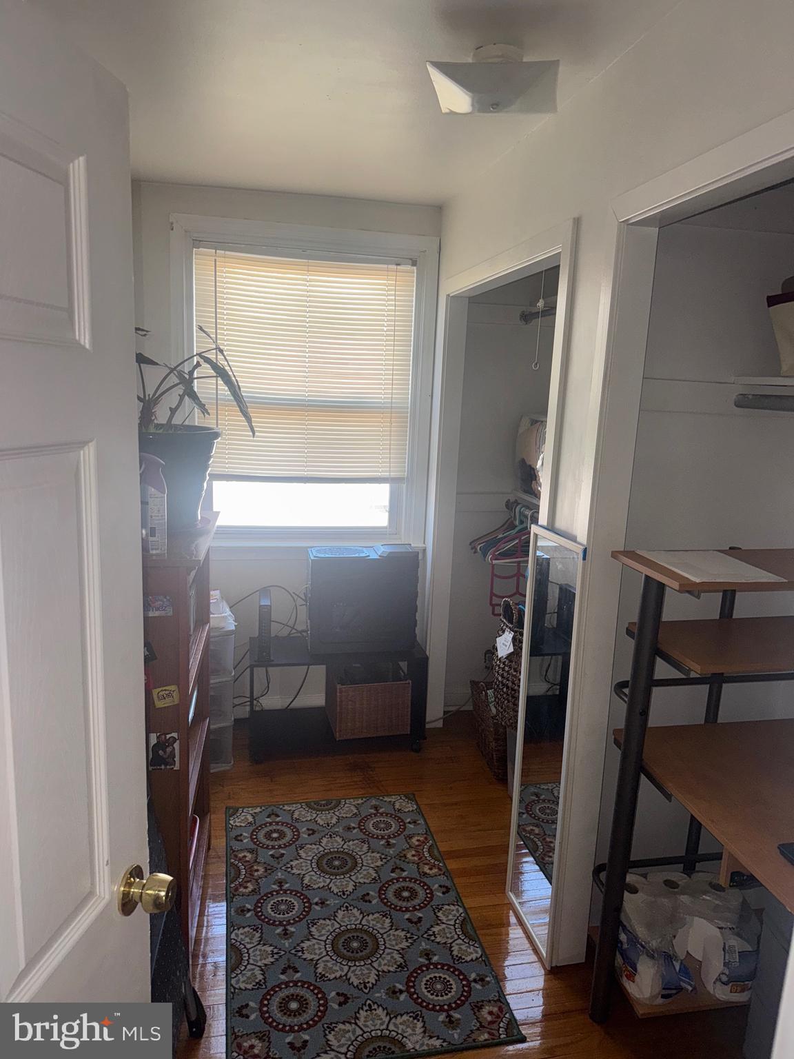 MAYFAIR - Residential