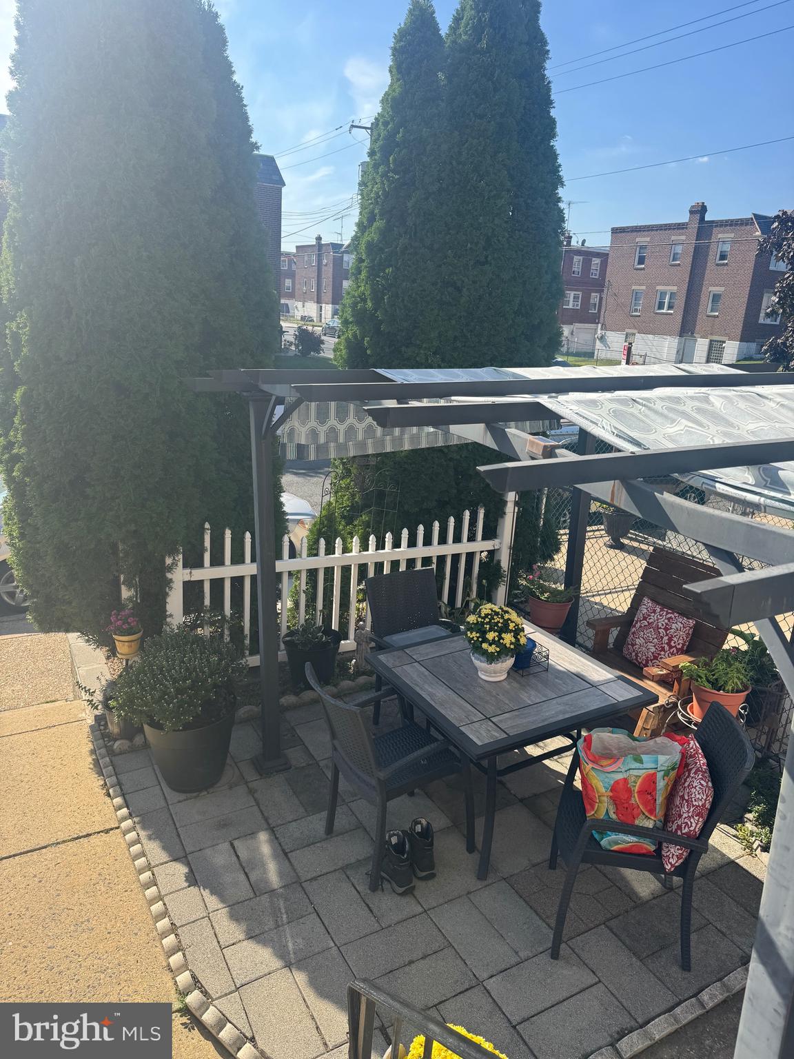 MAYFAIR - Residential