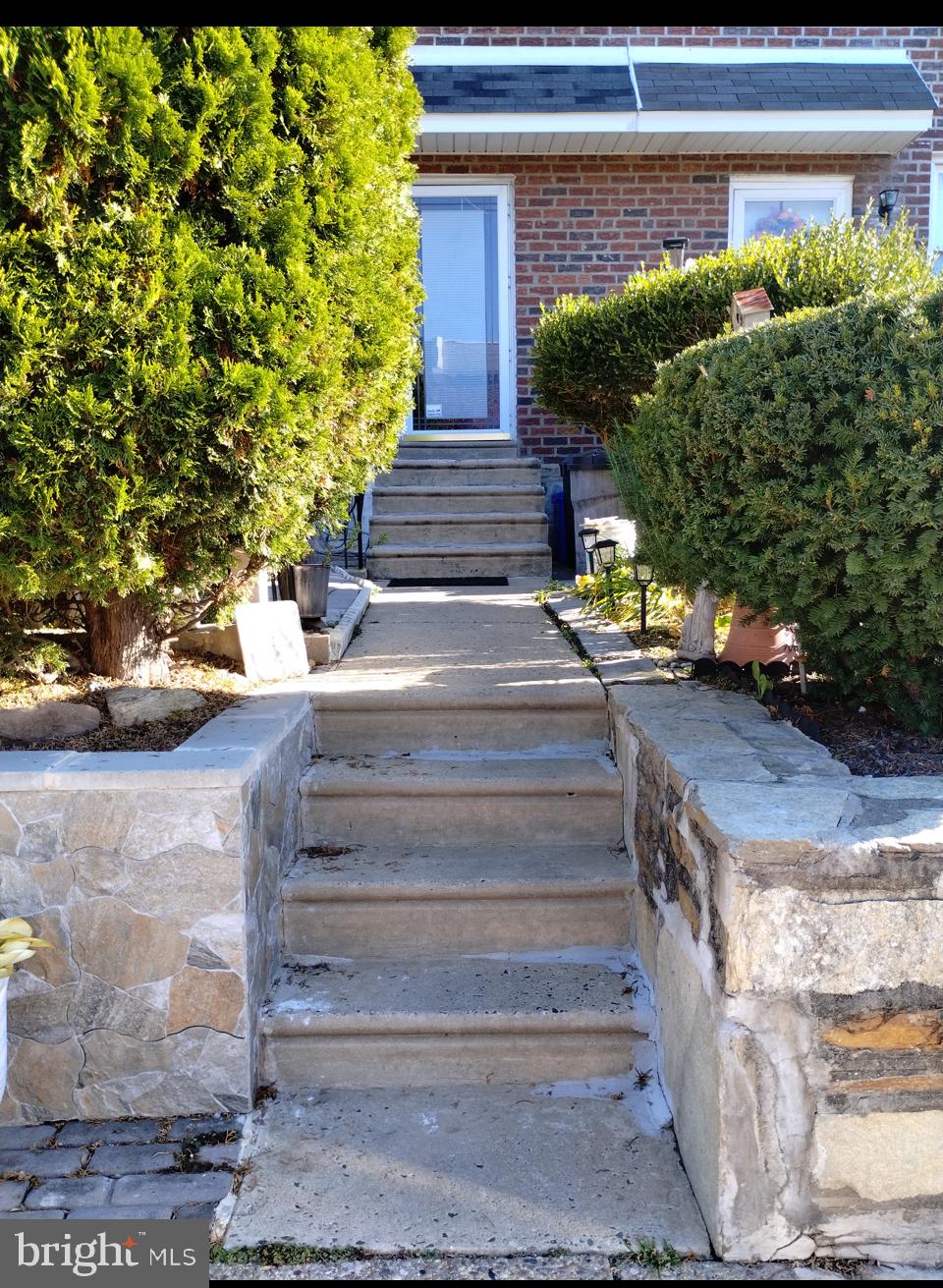 MAYFAIR - Residential