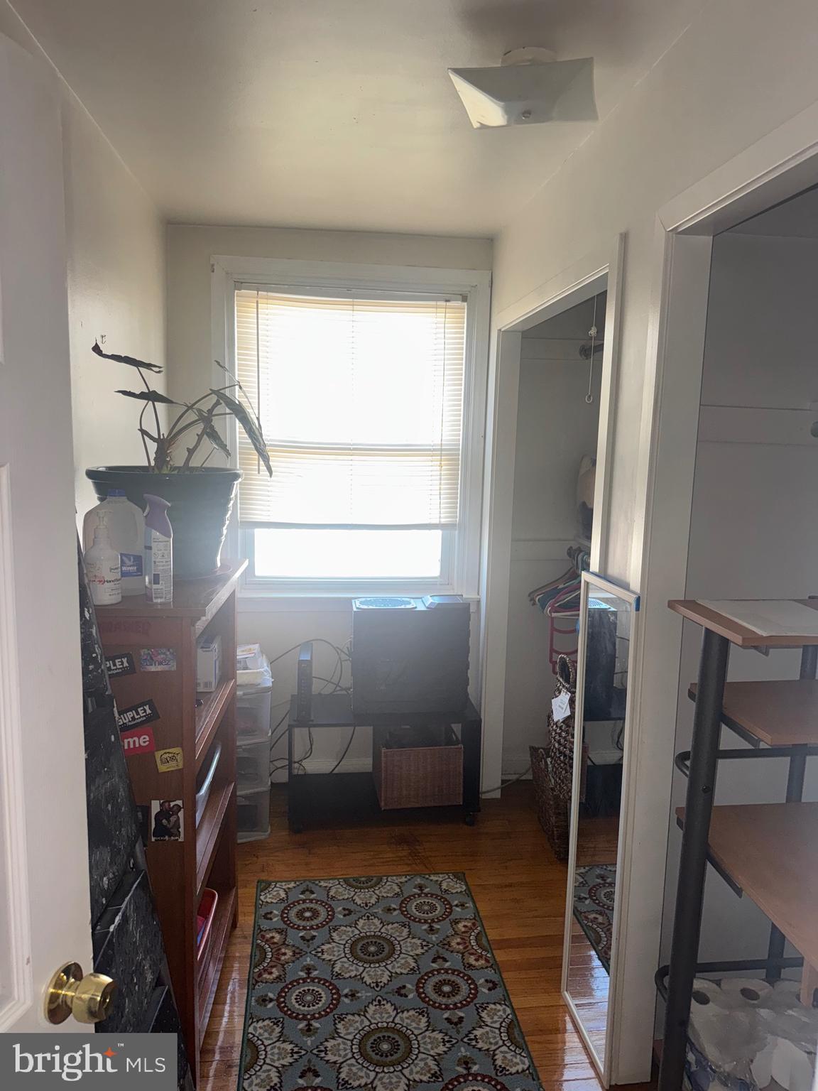 MAYFAIR - Residential