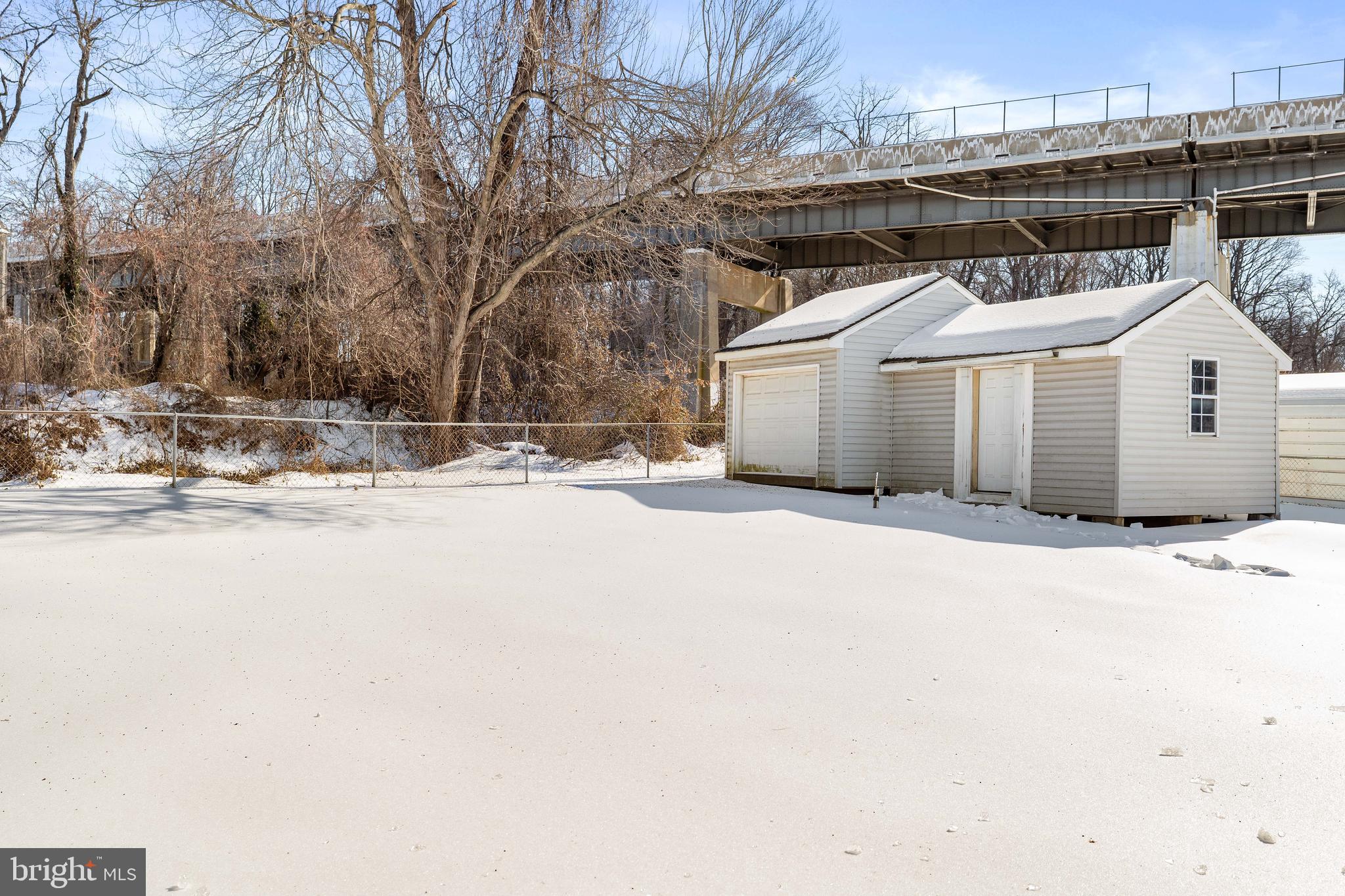 TOWN OF PERRYVILLE - Residential