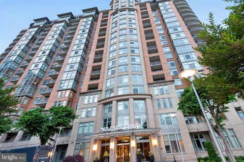 Photo of 8220 Crestwood Heights Drive #1410, MCLEAN, VA 22102 (MLS # VAFX2318918)