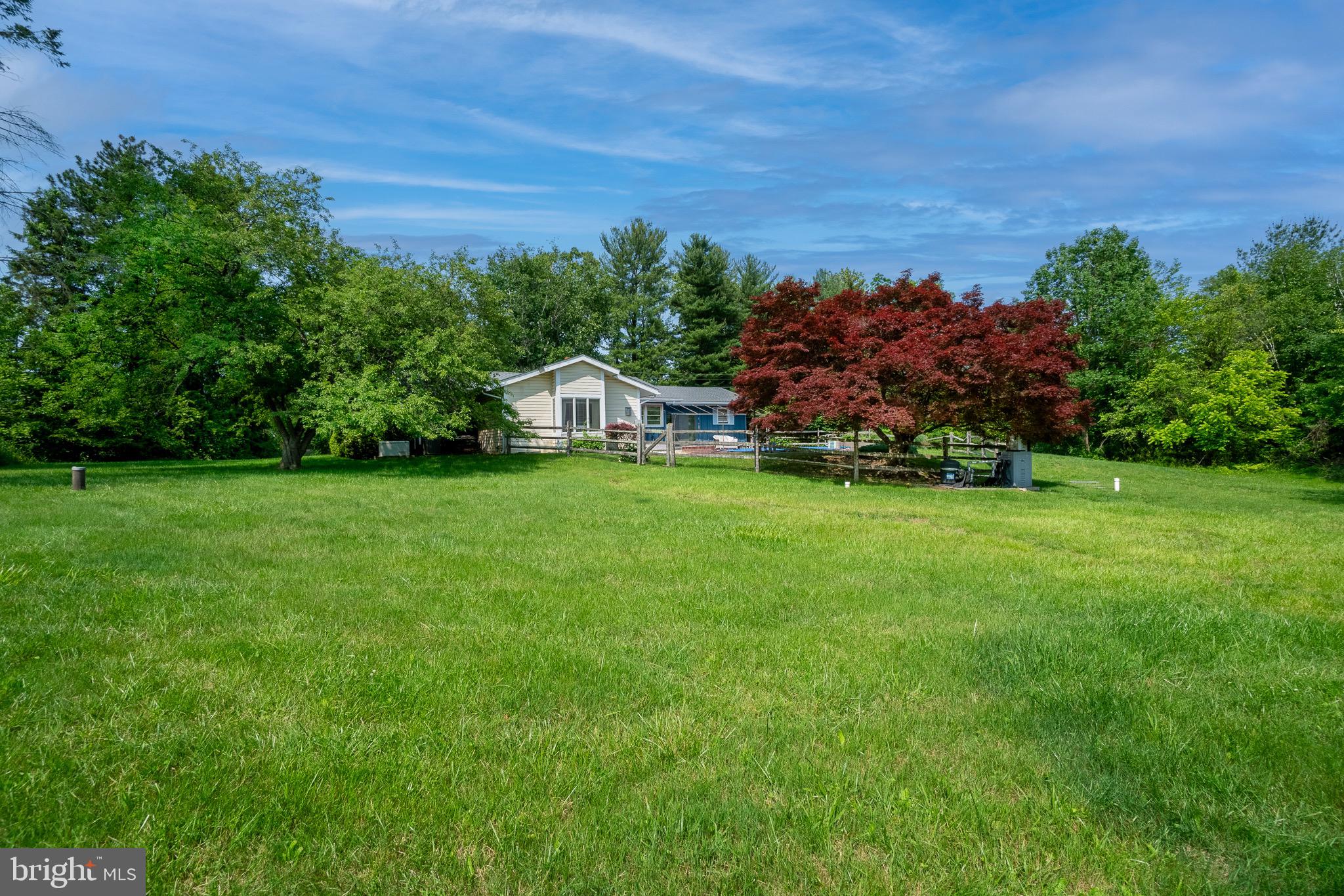 HUNTVIEW AT HORSES - Residential