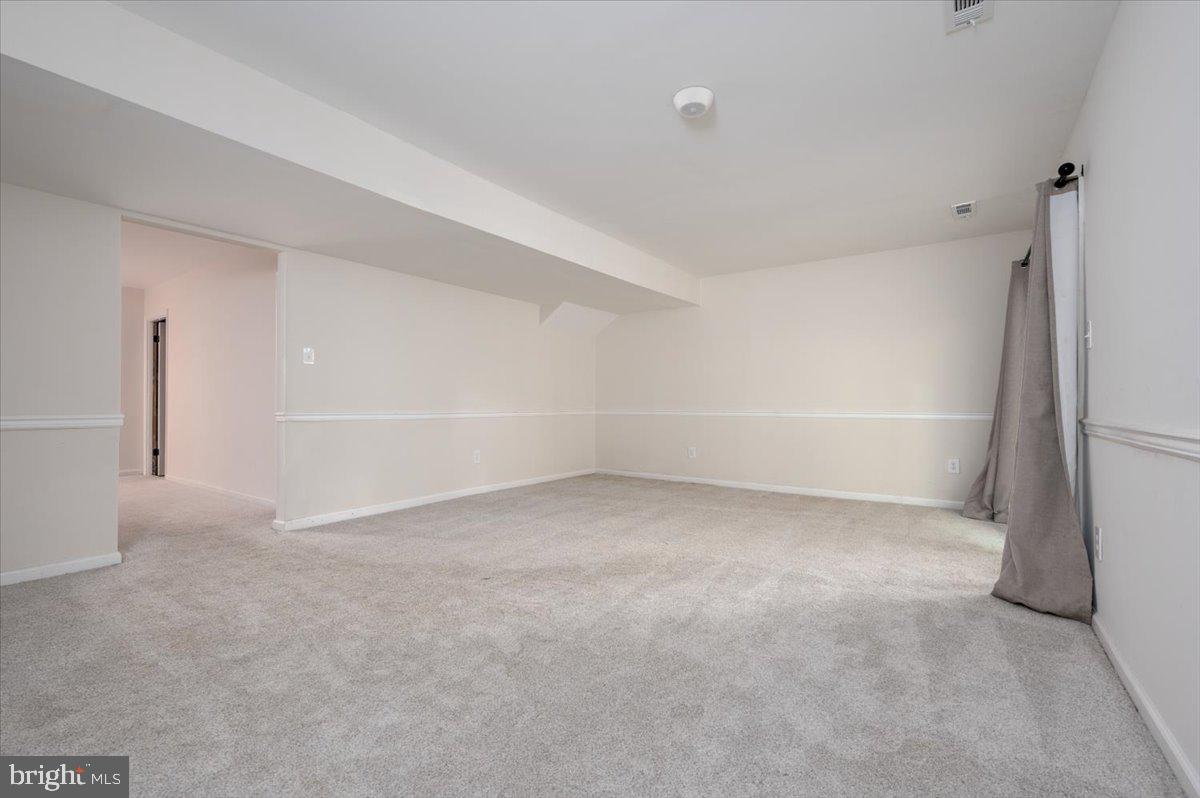 BAY HILLS - Residential