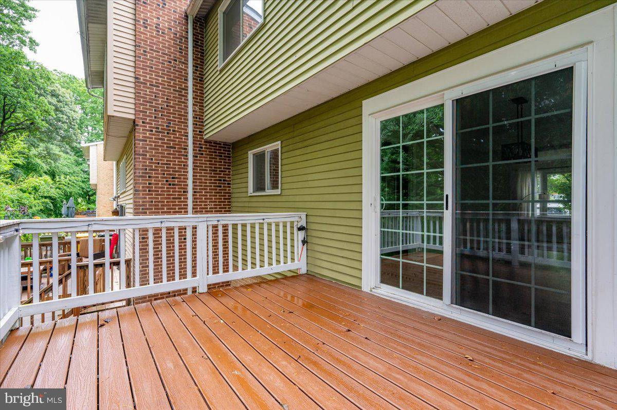 BAY HILLS - Residential