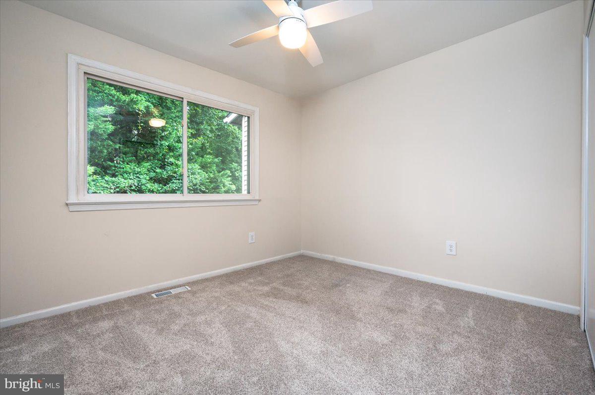 BAY HILLS - Residential