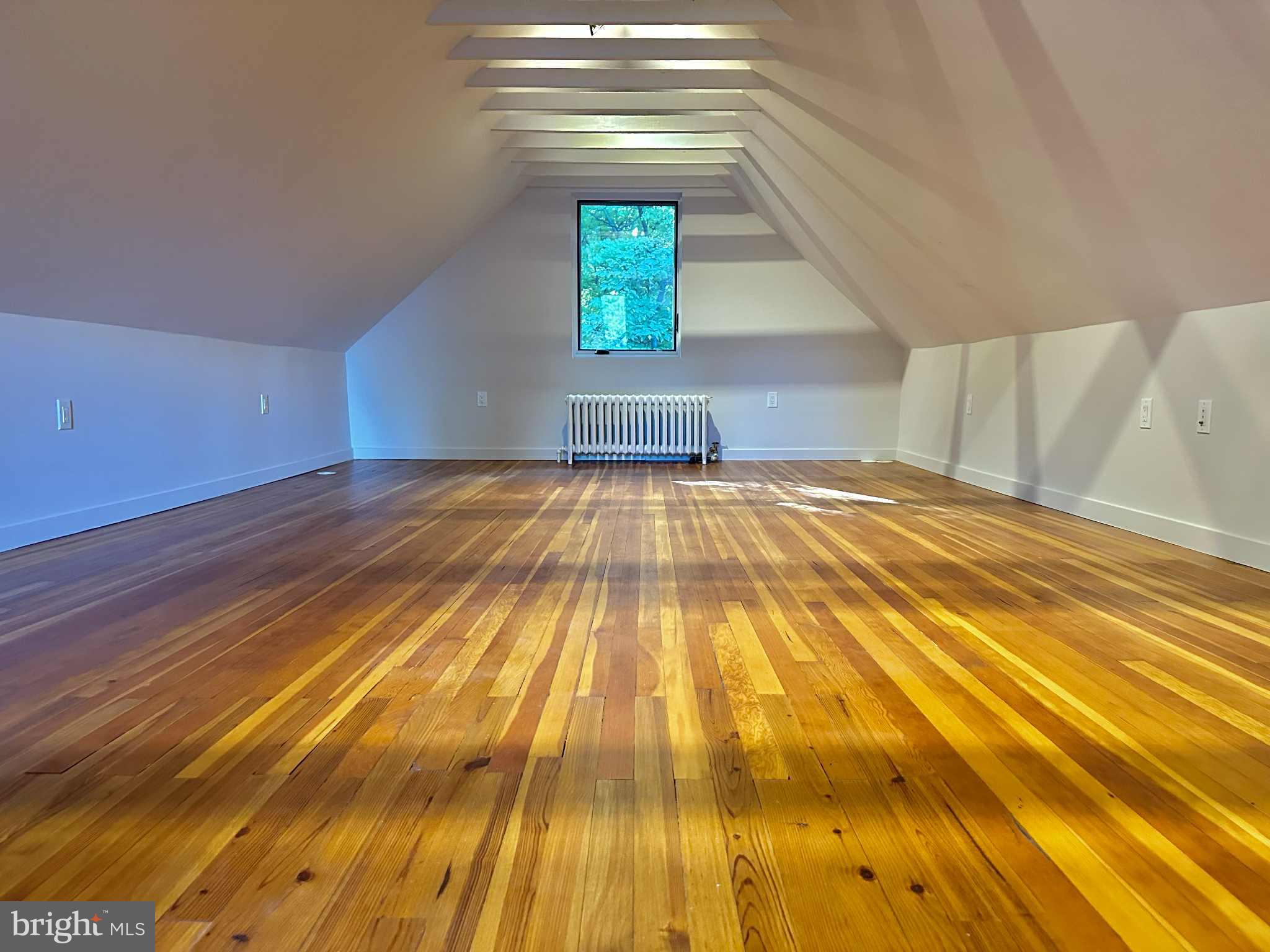LYON VILLAGE - Residential Lease