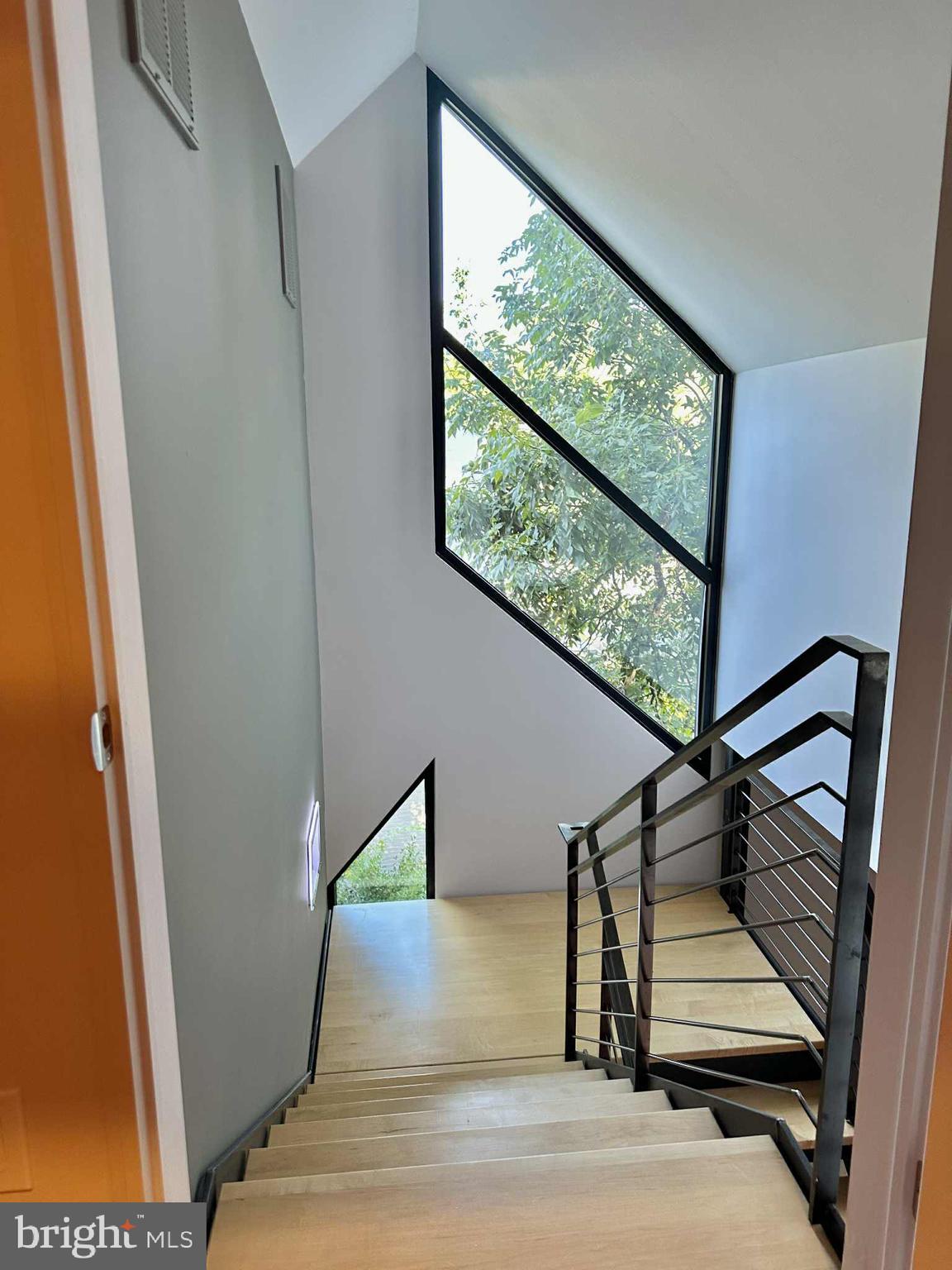 LYON VILLAGE - Residential Lease