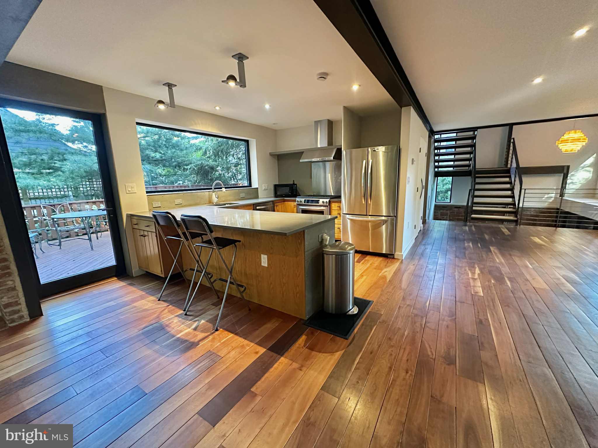 LYON VILLAGE - Residential Lease