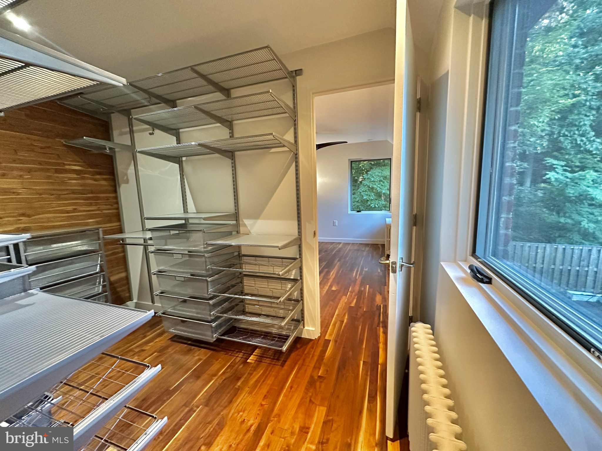 LYON VILLAGE - Residential Lease