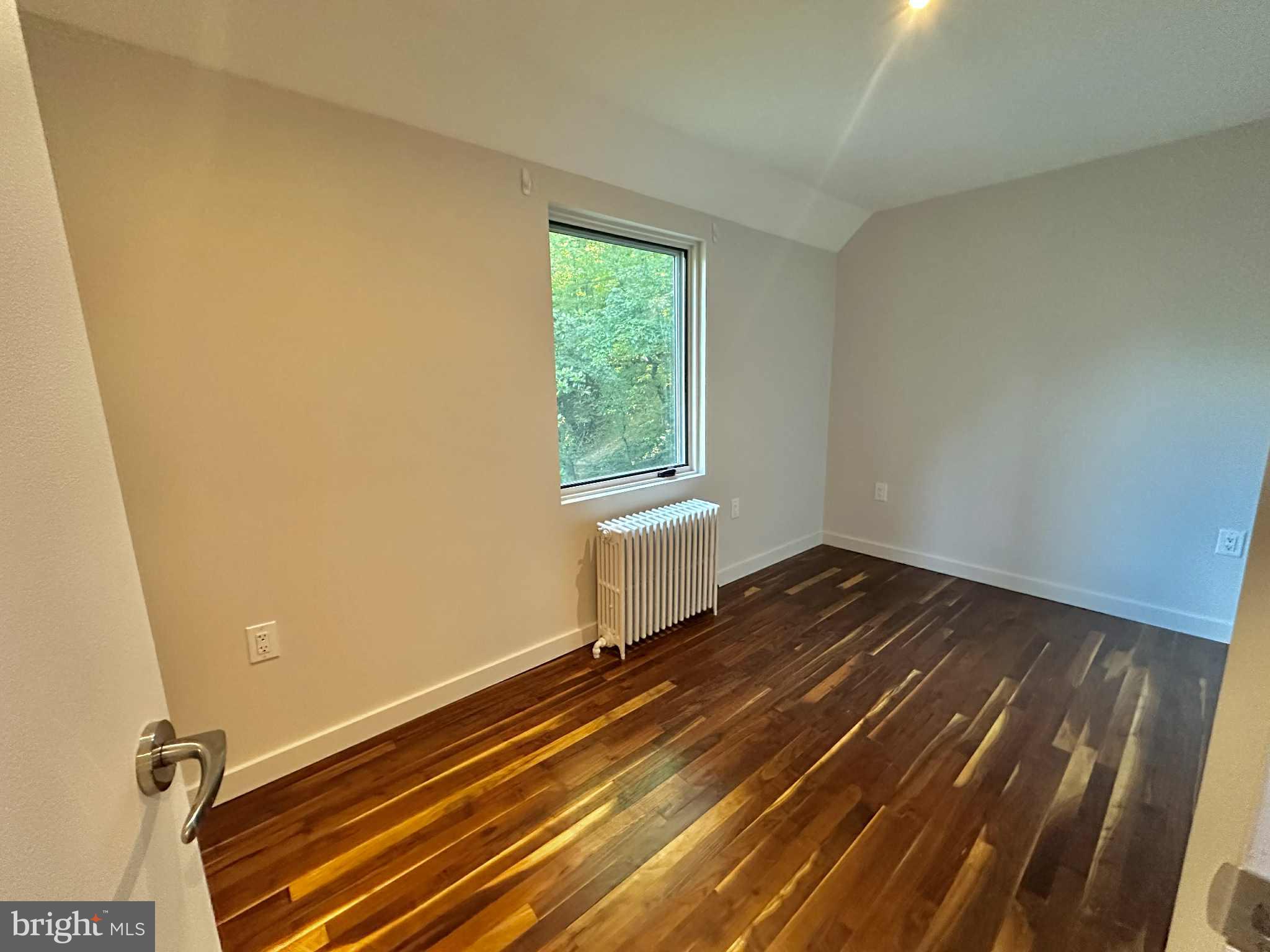 LYON VILLAGE - Residential Lease