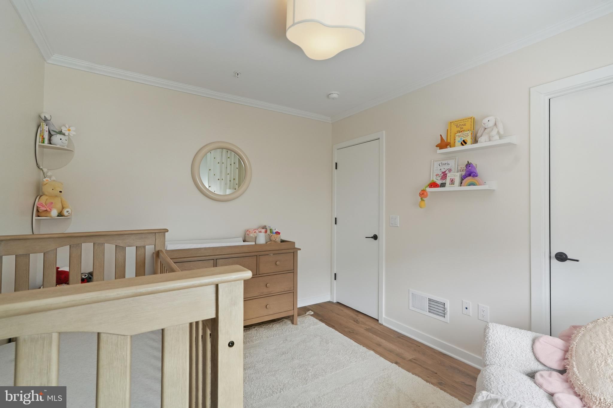 NORTHBANK - Residential