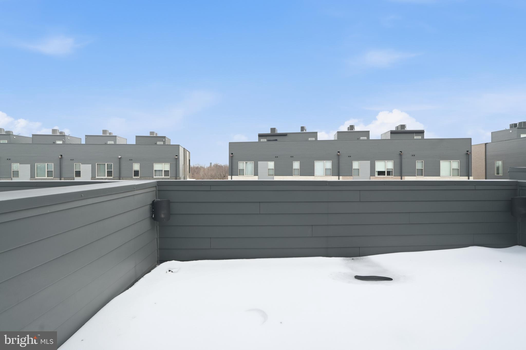 NORTHBANK - Residential