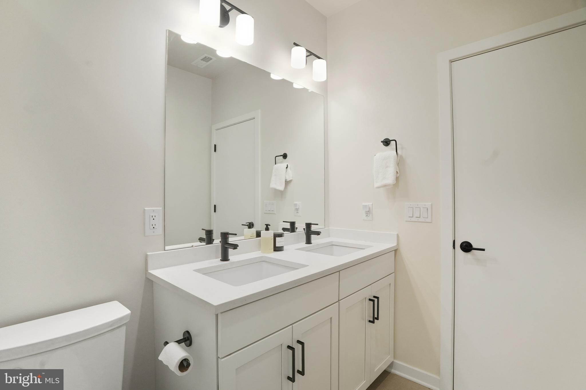 NORTHBANK - Residential