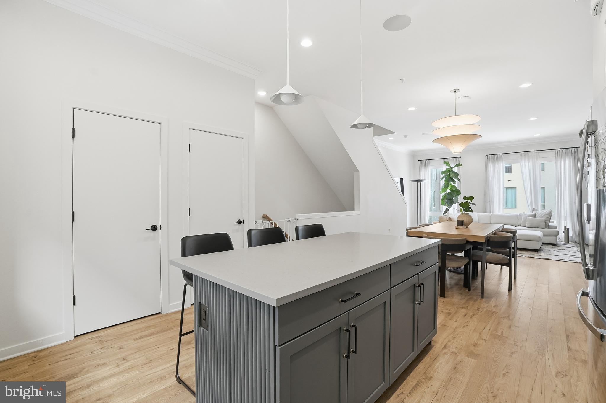 NORTHBANK - Residential