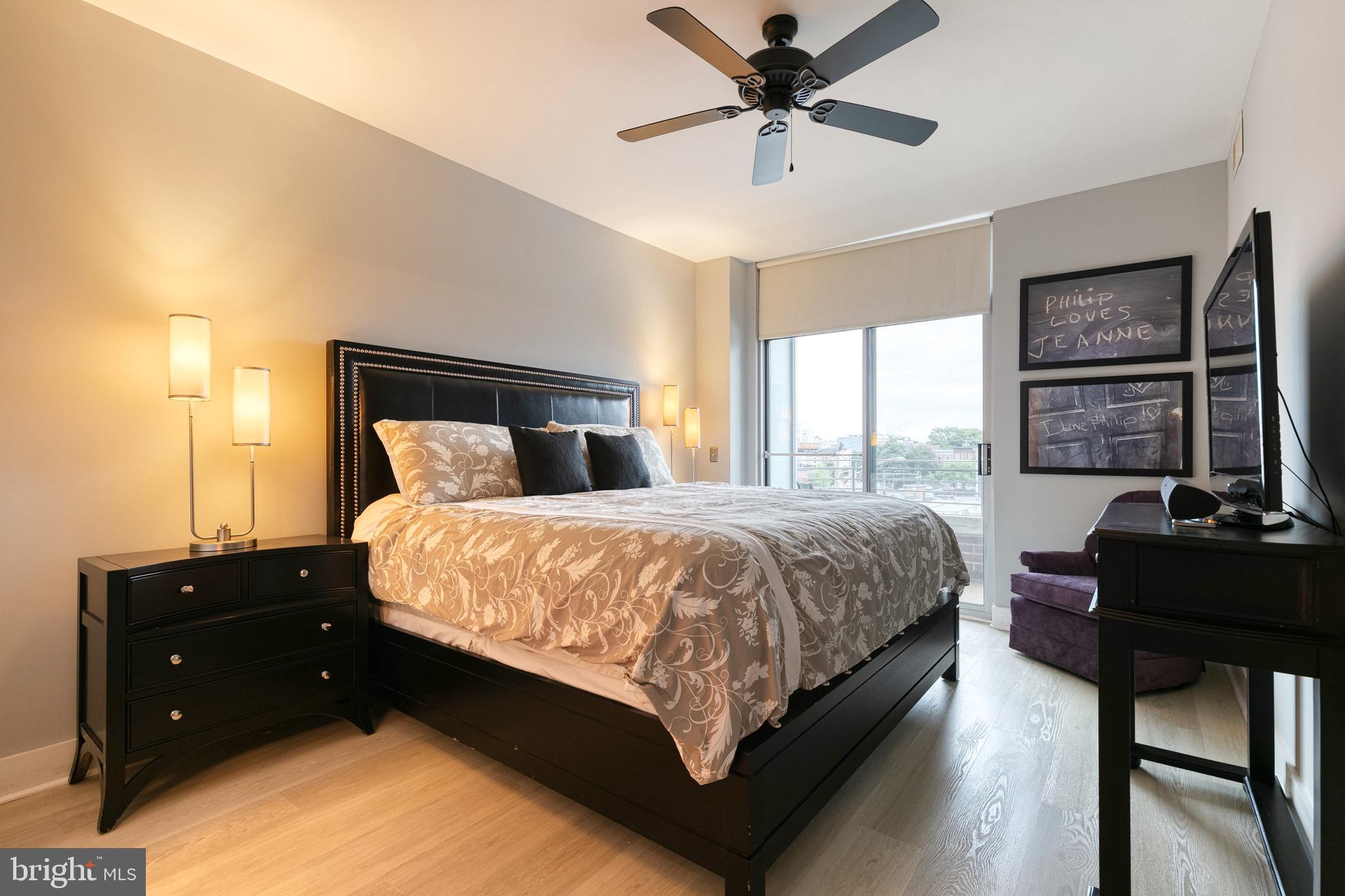 HARBOR EAST - Residential