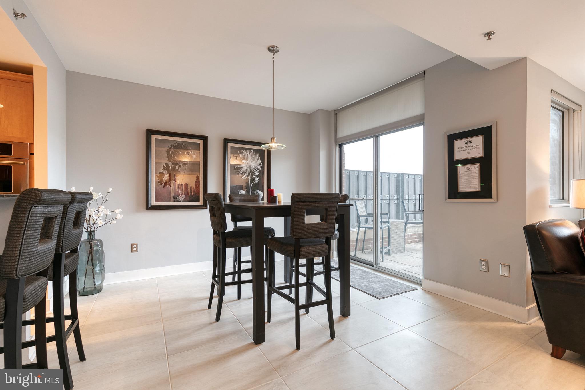 HARBOR EAST - Residential