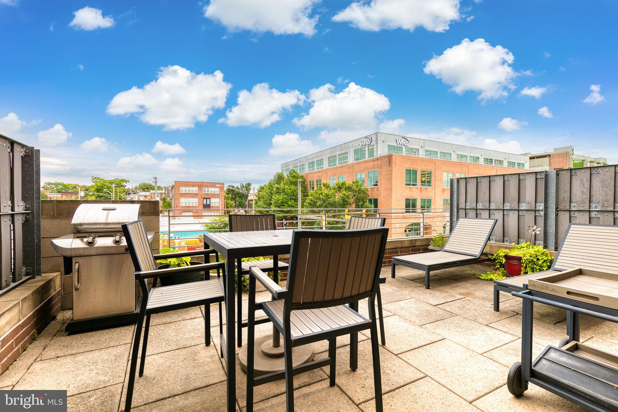 HARBOR EAST - Residential