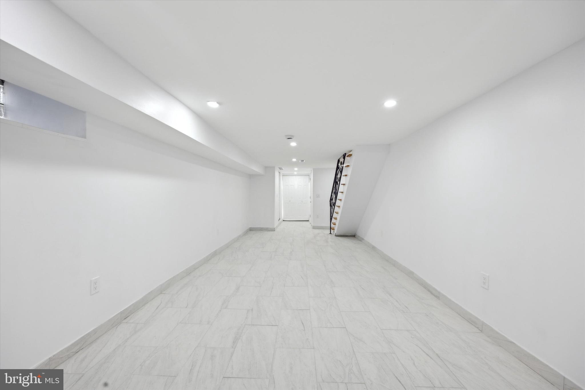 PORT RICHMOND - Residential