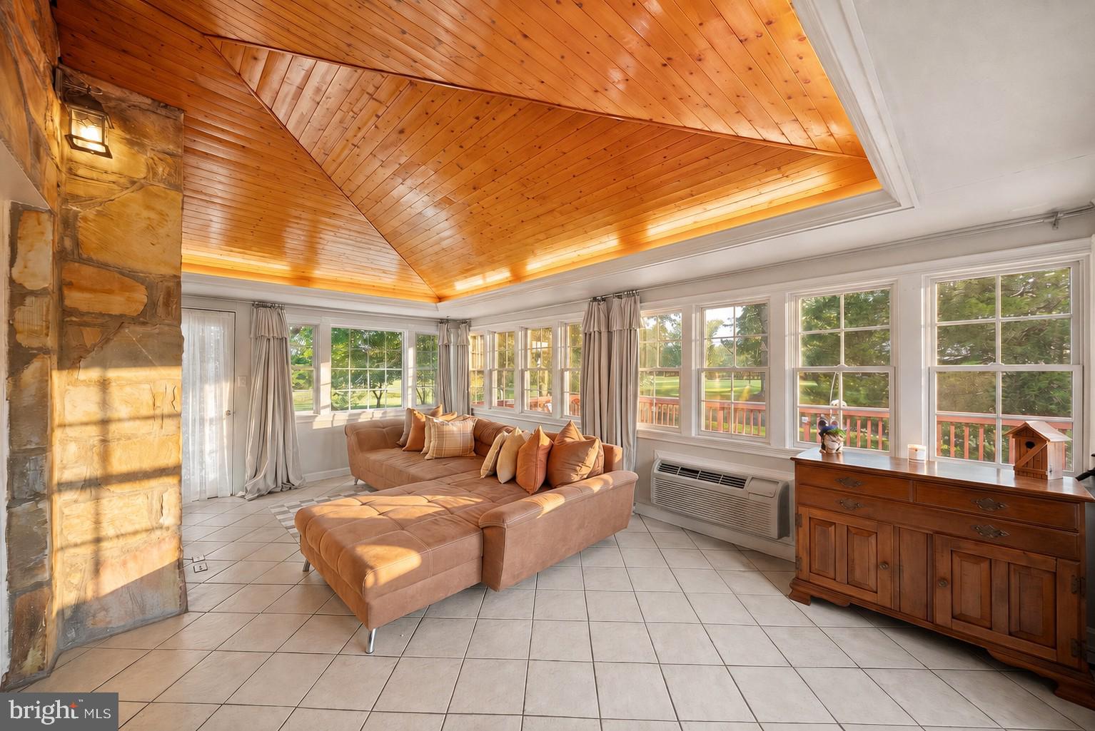 14708 VINT HILL ROAD