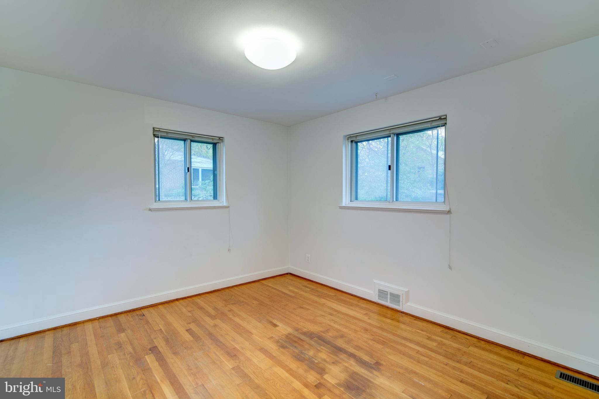 BERKSHIRE OAKWOOD - Residential Lease