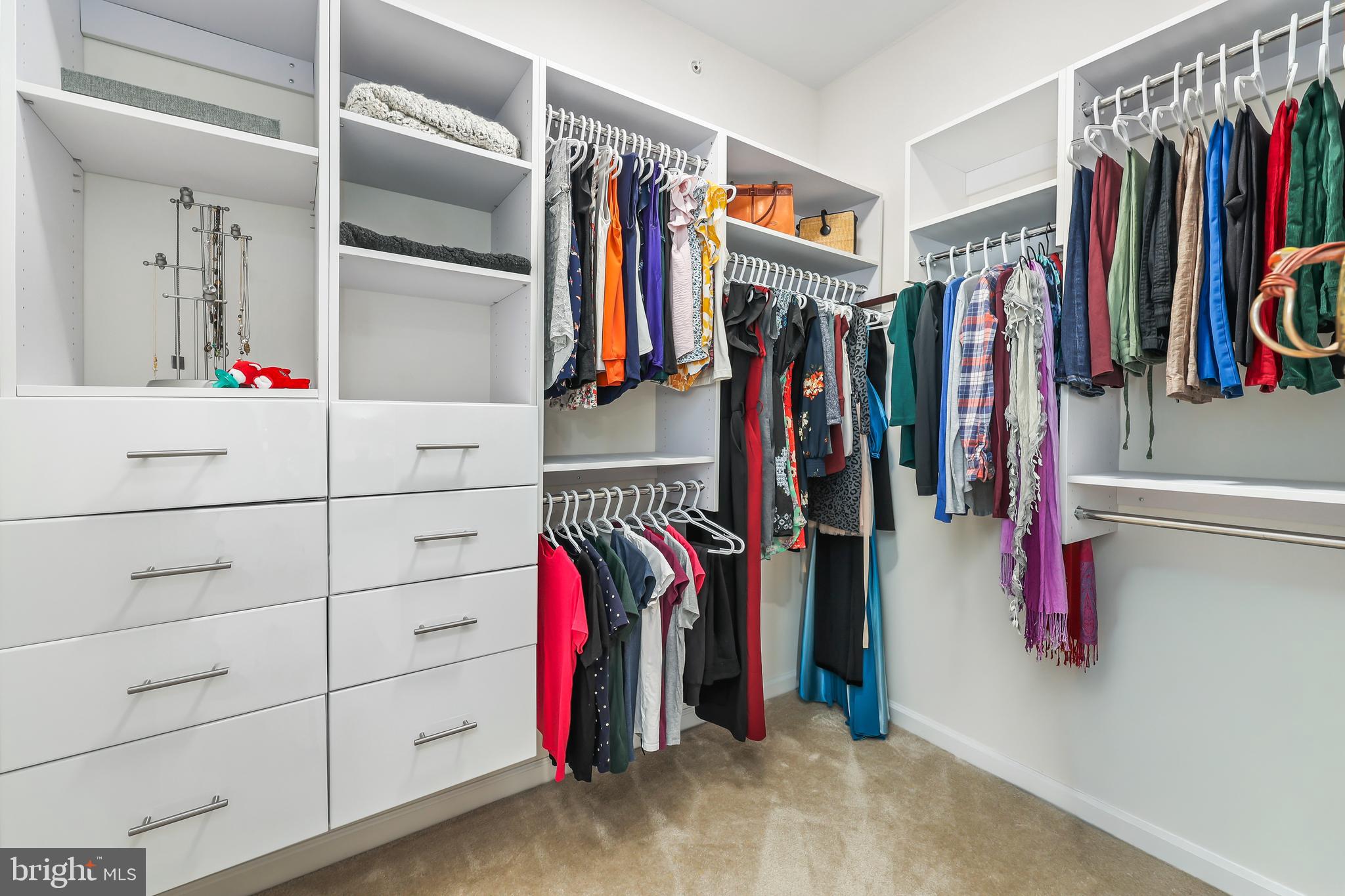 LOFTS AT VILLAGE WALK - Residential