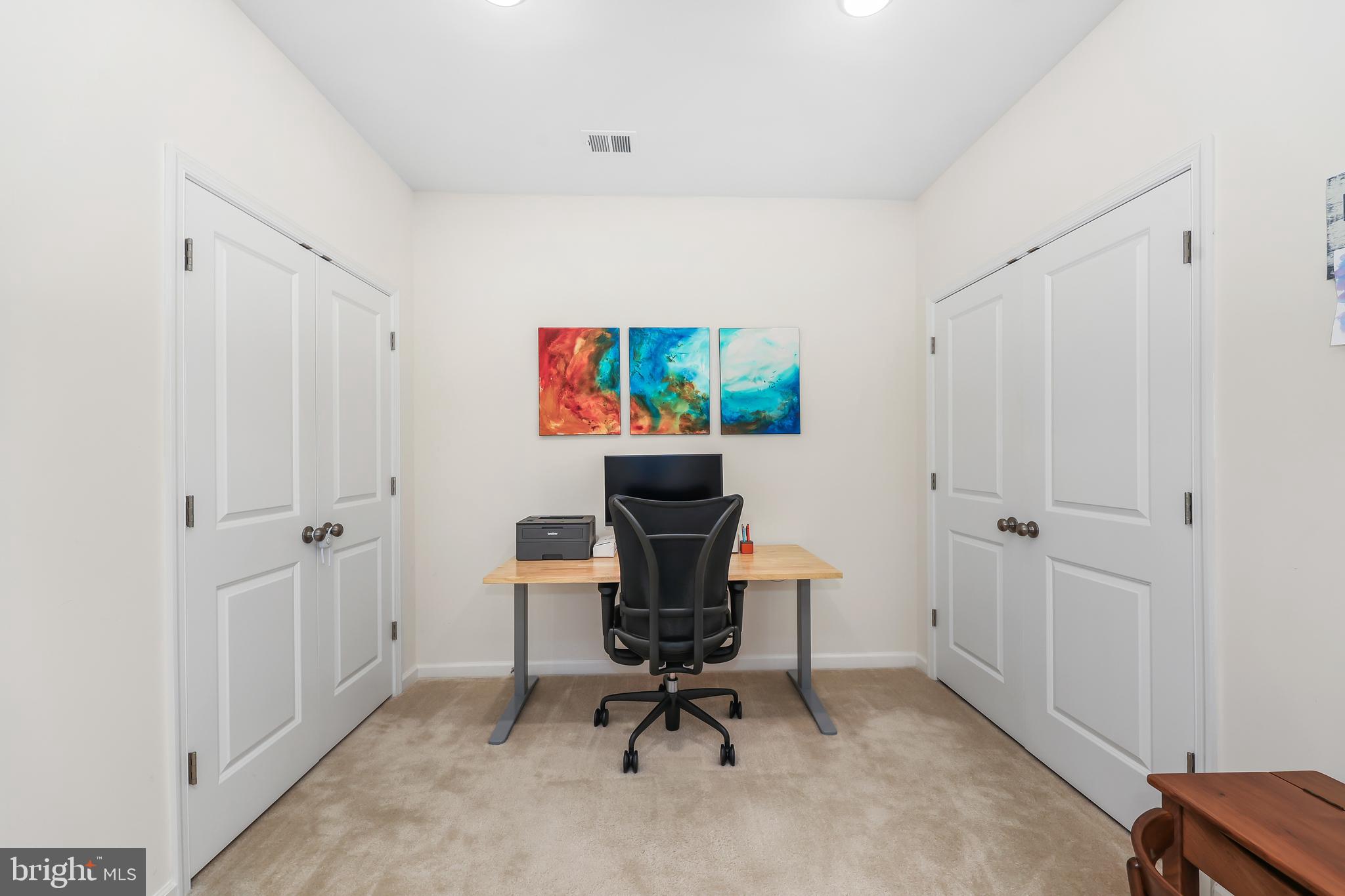 LOFTS AT VILLAGE WALK - Residential