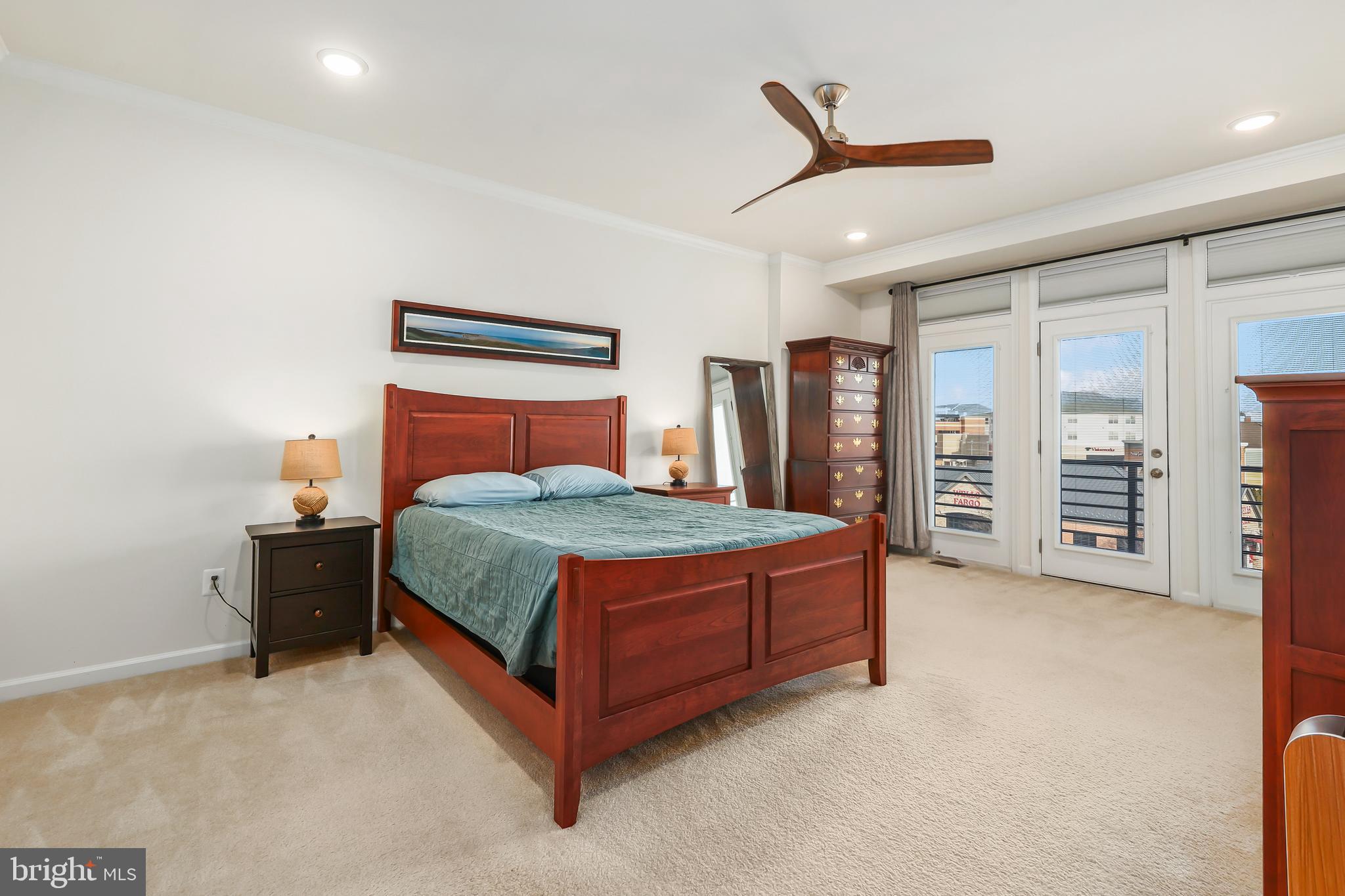 LOFTS AT VILLAGE WALK - Residential