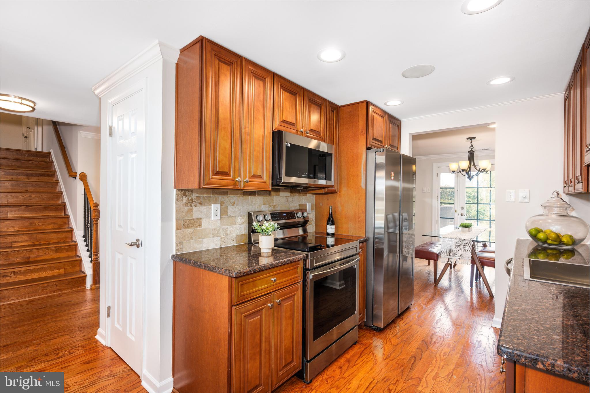 HICKORY RIDGE - Residential