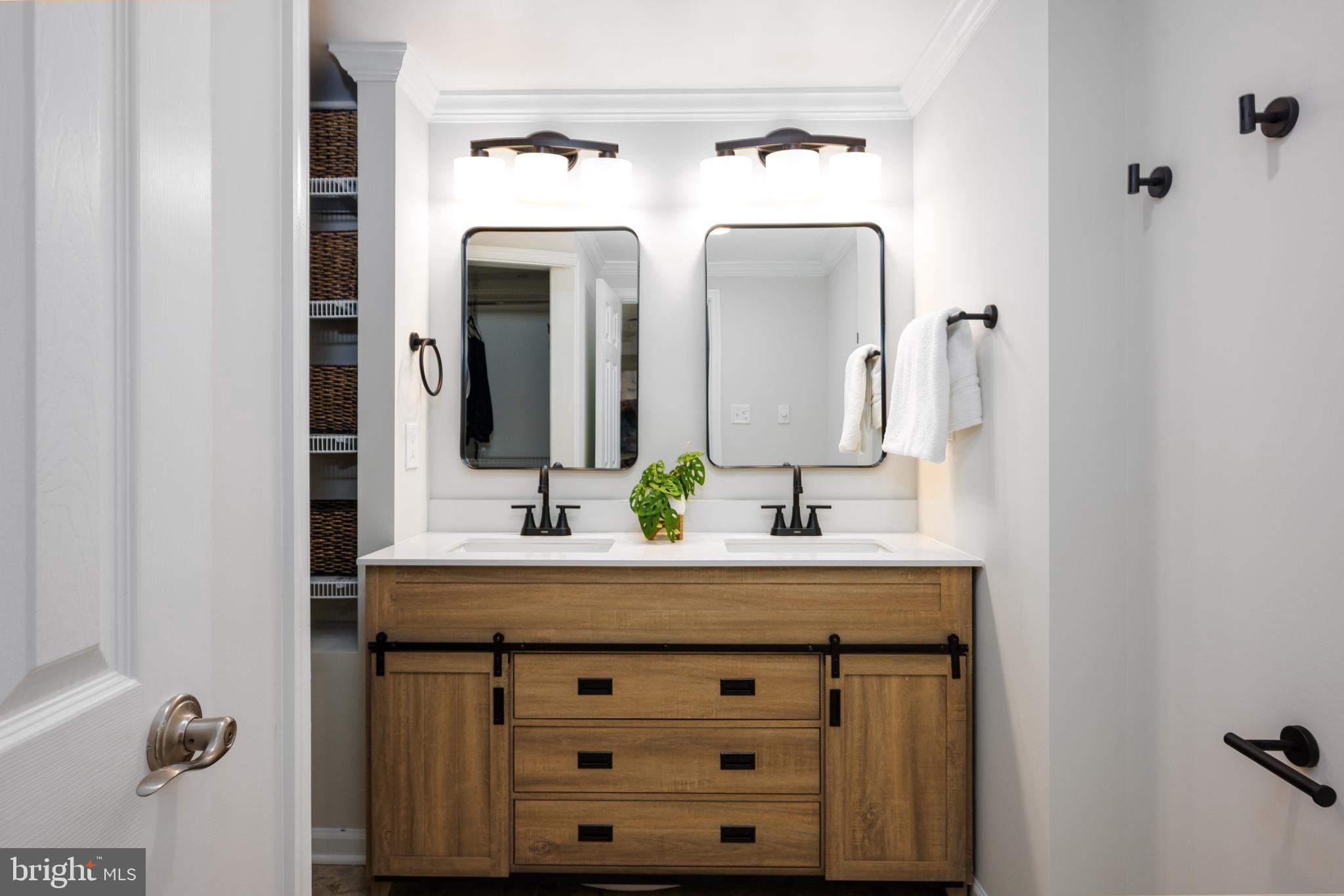 HICKORY RIDGE - Residential