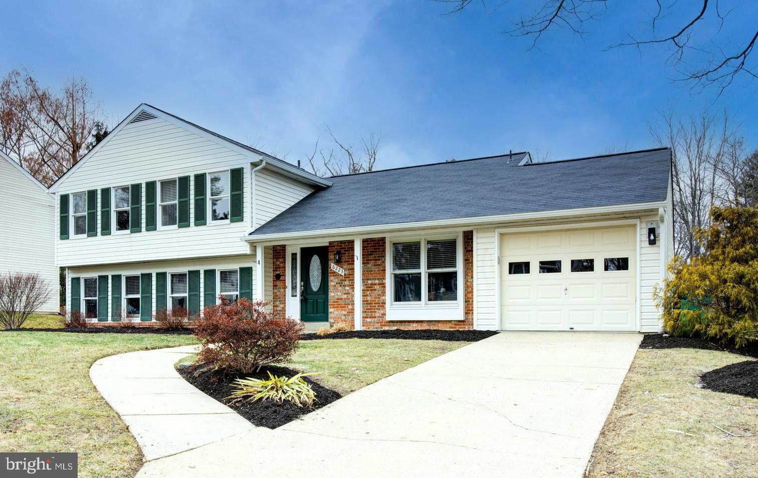 HICKORY RIDGE - Residential