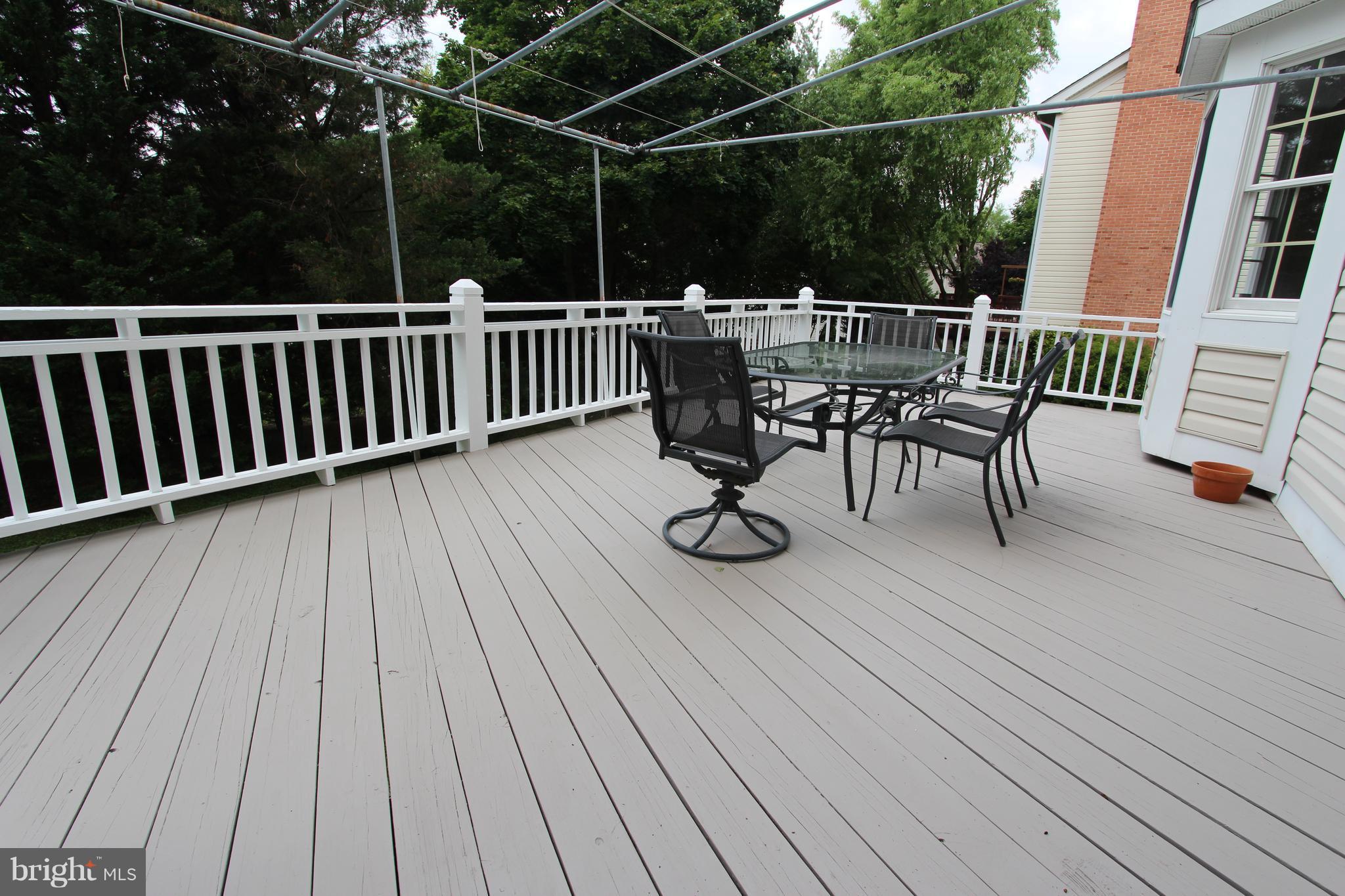 THE FIELDS AT SEMINARY - Residential