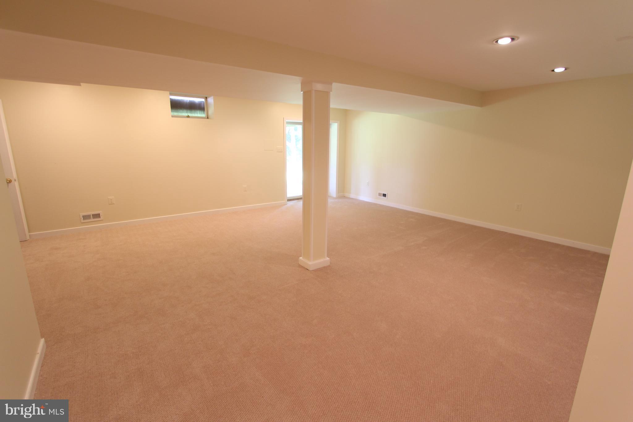 THE FIELDS AT SEMINARY - Residential