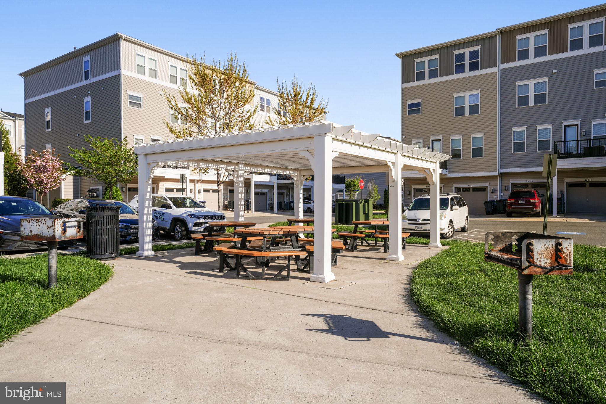 STONE MILL - Residential