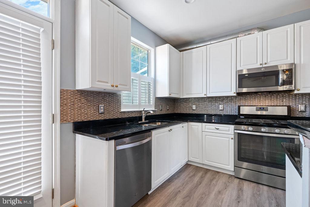 PERRYWOOD - Residential