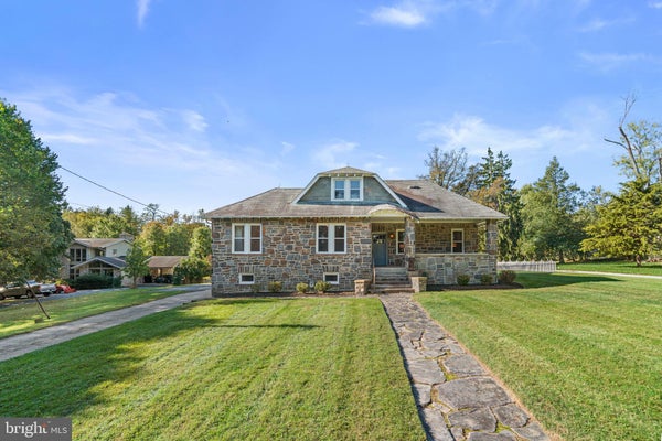 2903 CUB HILL RD, PARKVILLE, MD 21234 - Image 8fc8b8b6a07d0a3e249b87dfdefb7907/433832118