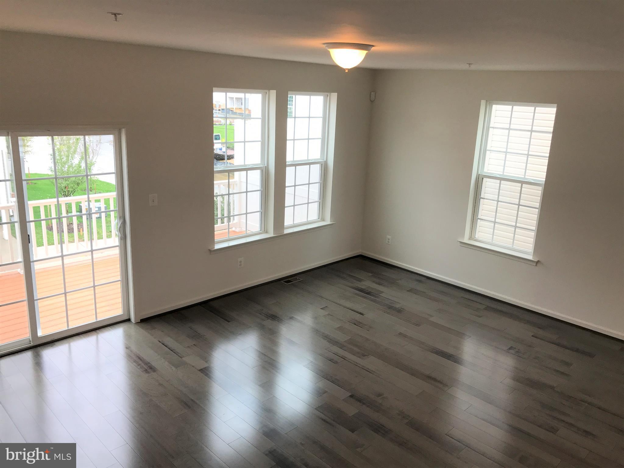 MORRIS PLACE - Residential Lease