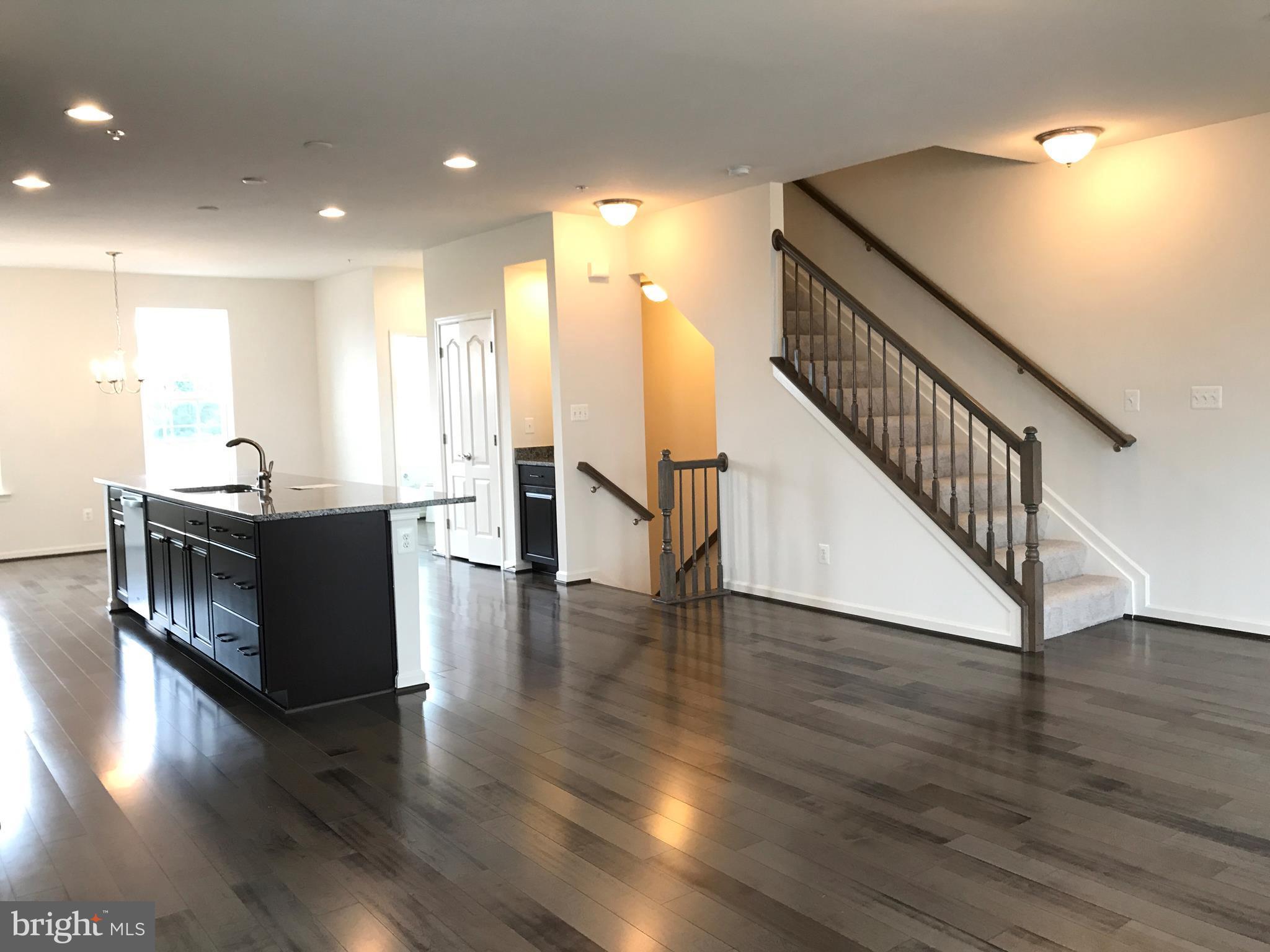 MORRIS PLACE - Residential Lease