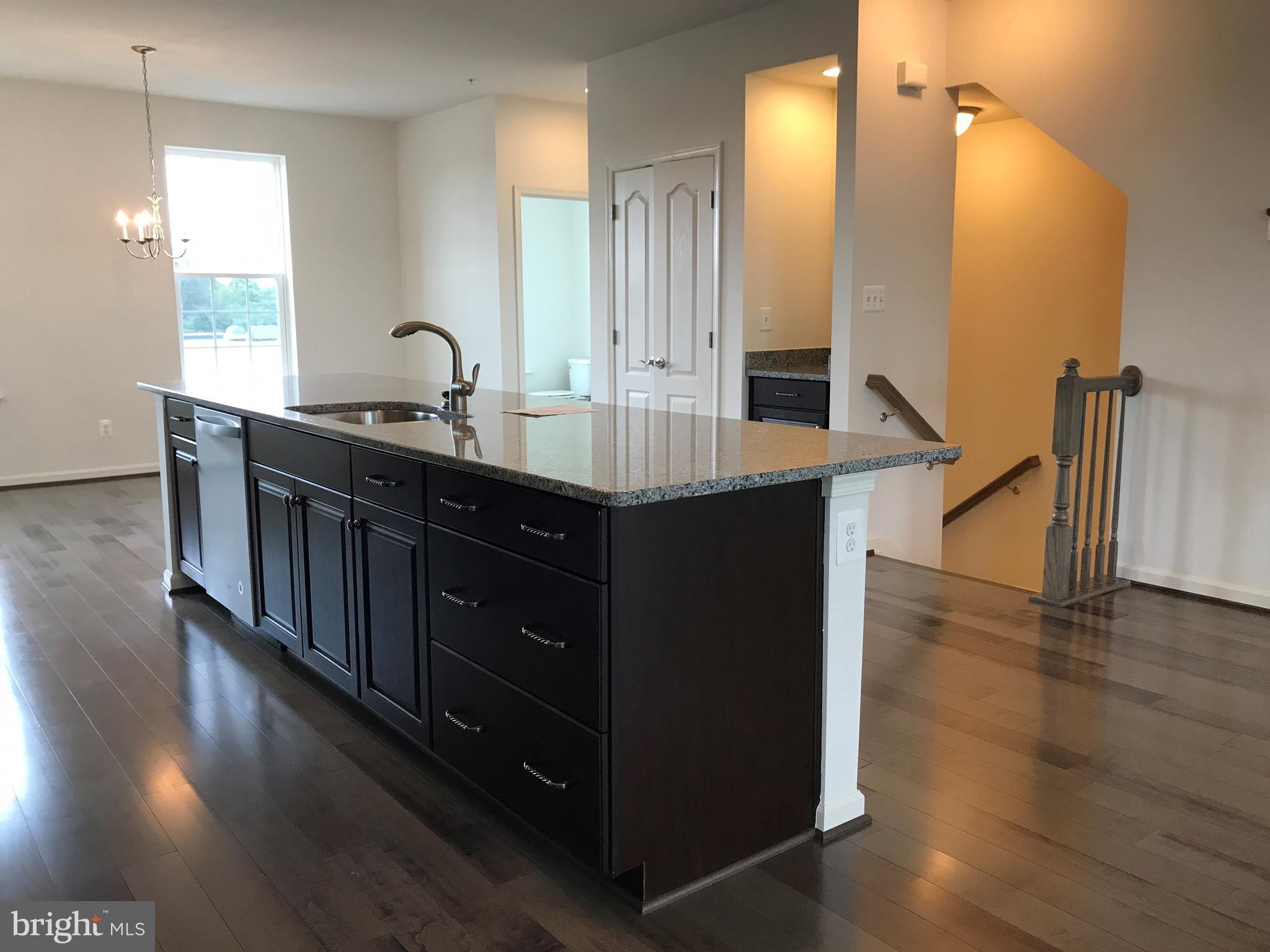 MORRIS PLACE - Residential Lease