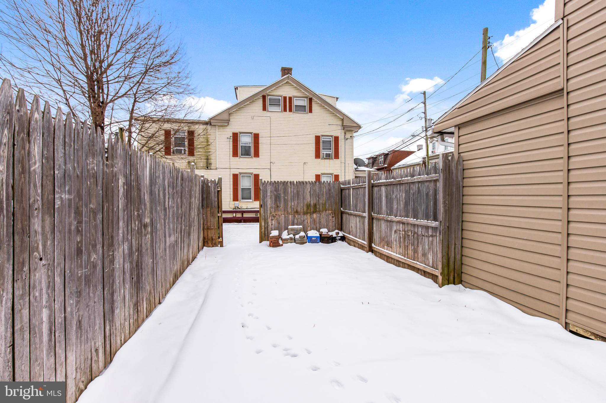 LEBANON CITY - Residential