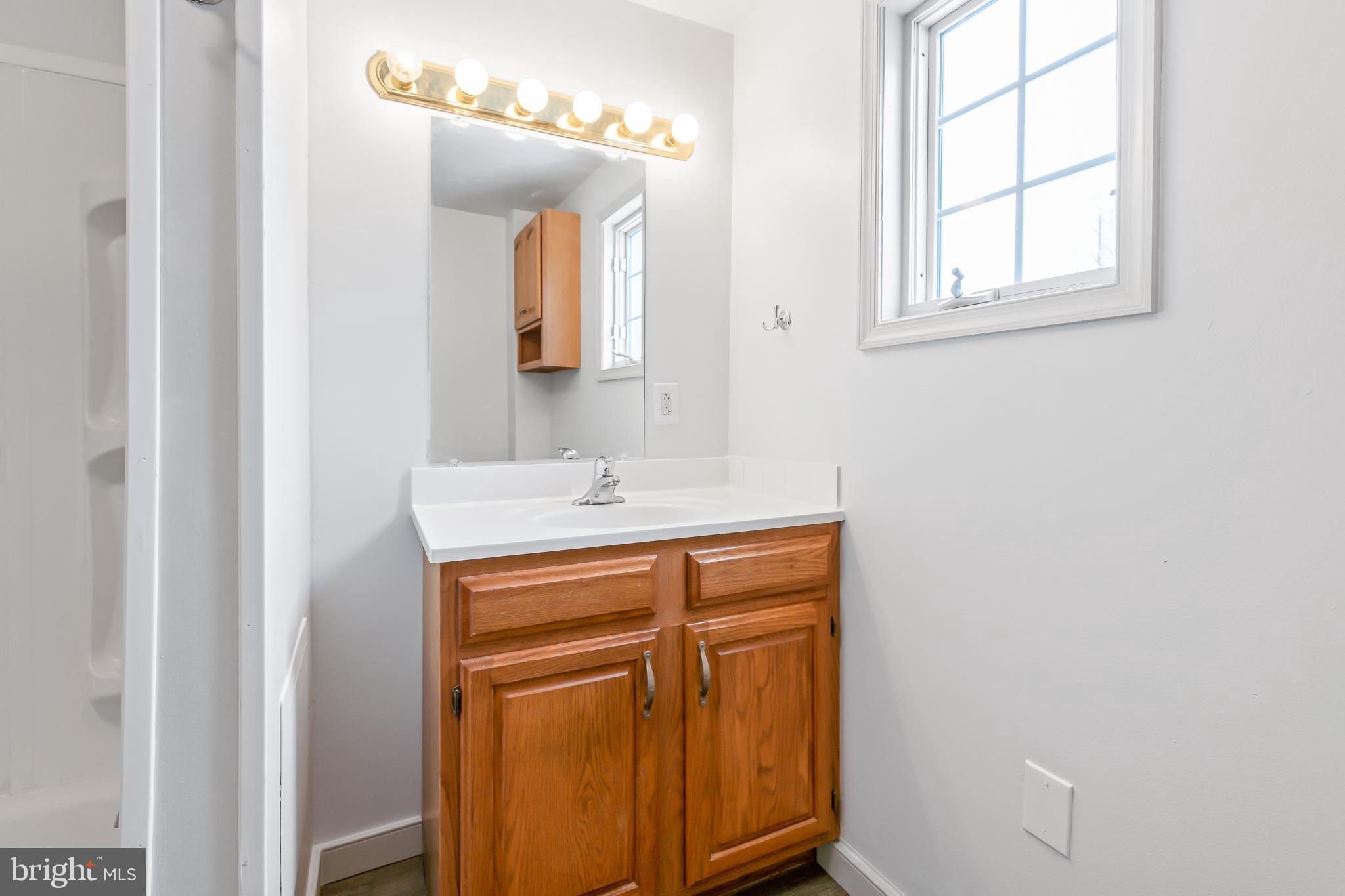 LEBANON CITY - Residential