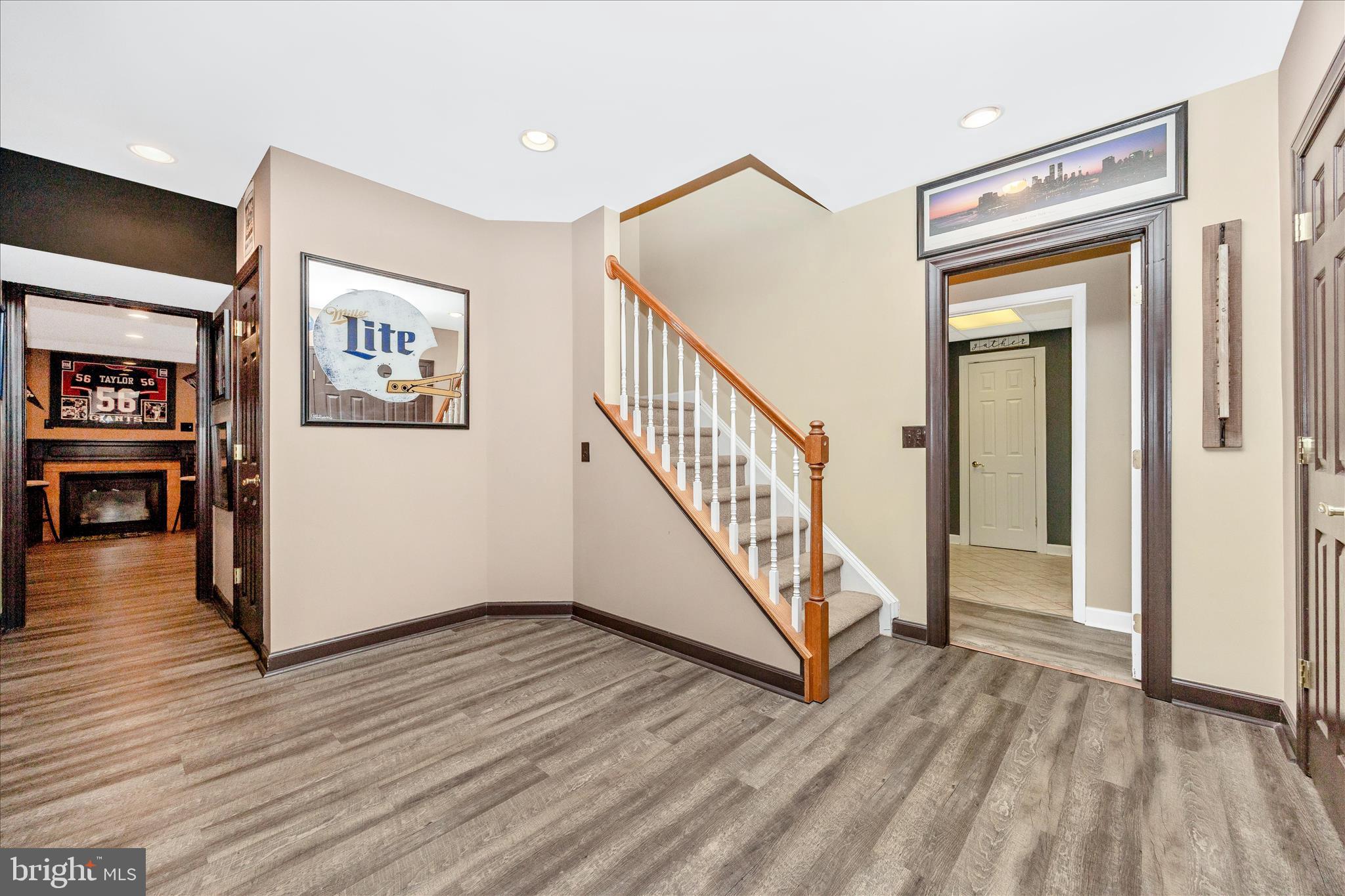 SPRING RIDGE - Residential