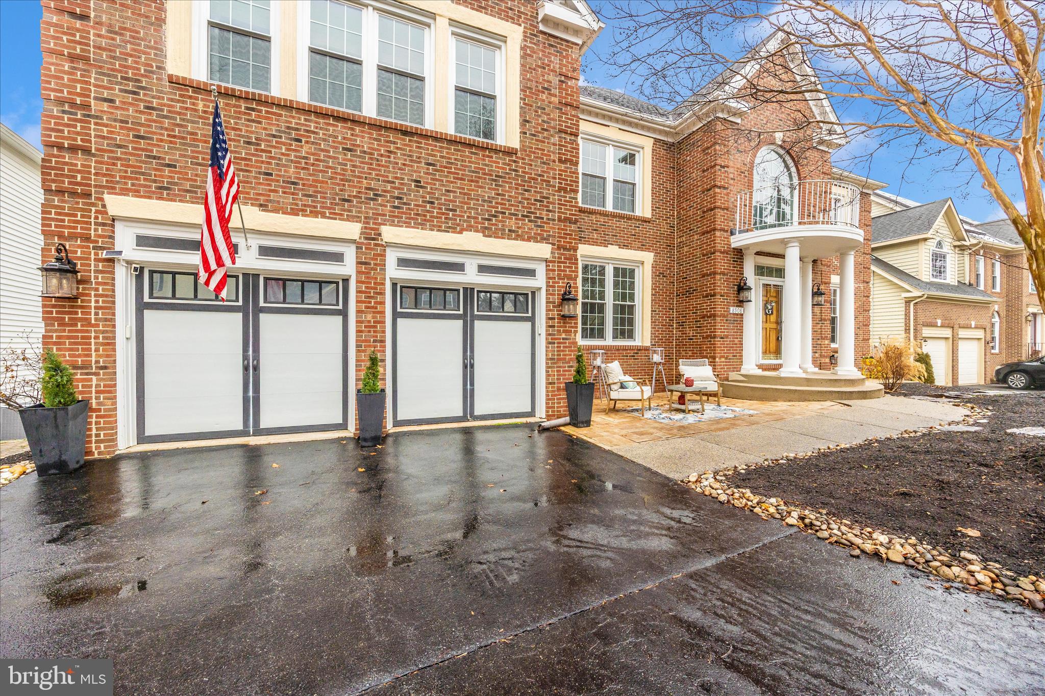 SPRING RIDGE - Residential