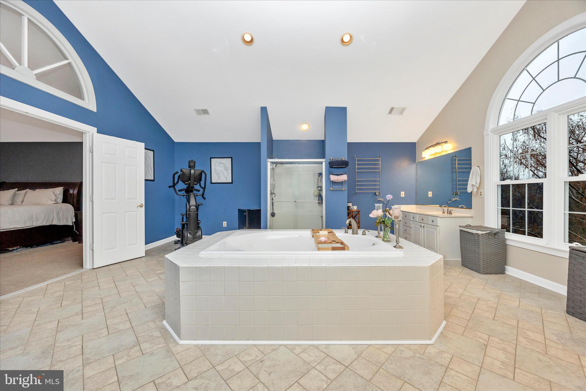 SPRING RIDGE - Residential