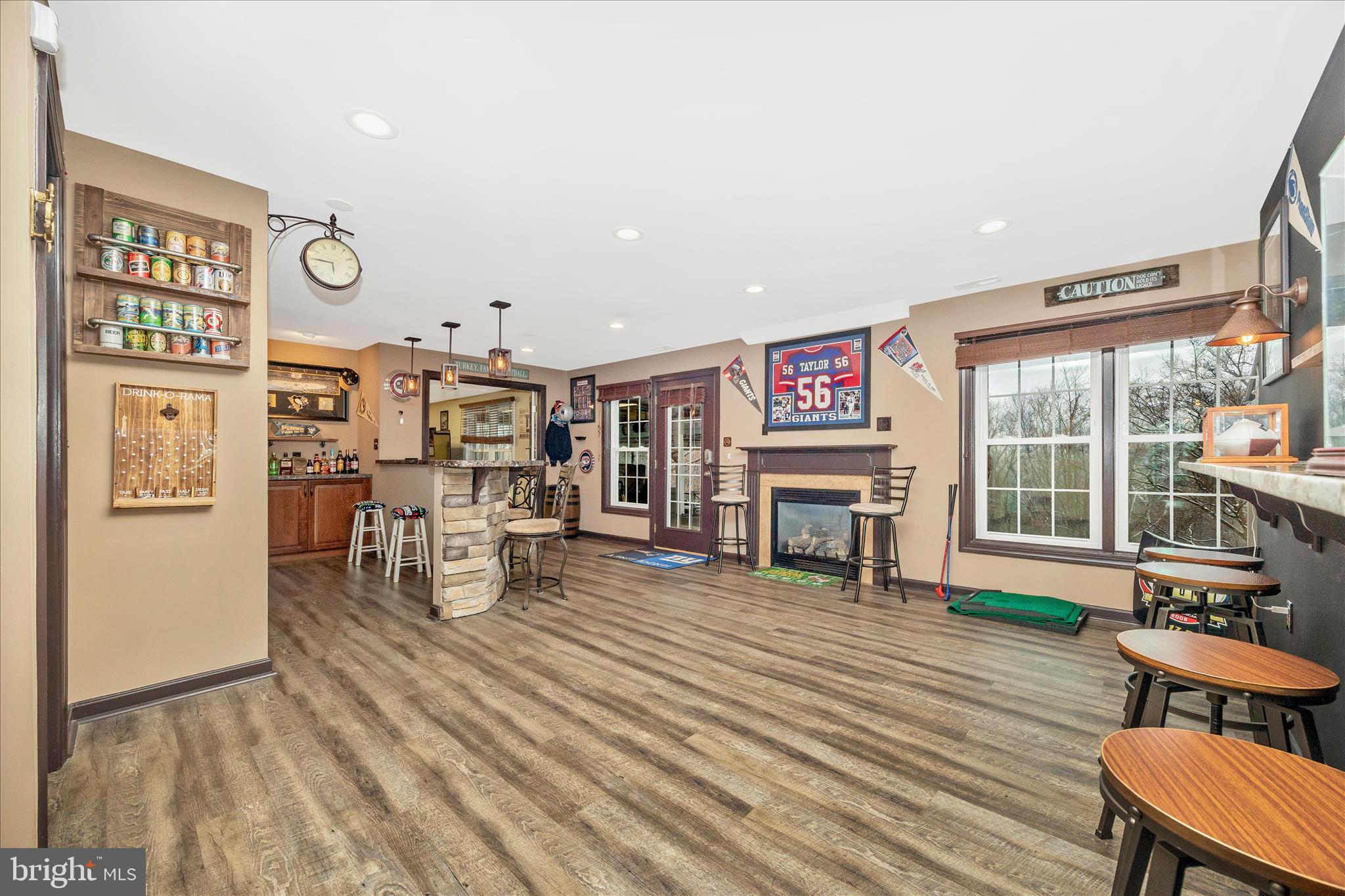 SPRING RIDGE - Residential