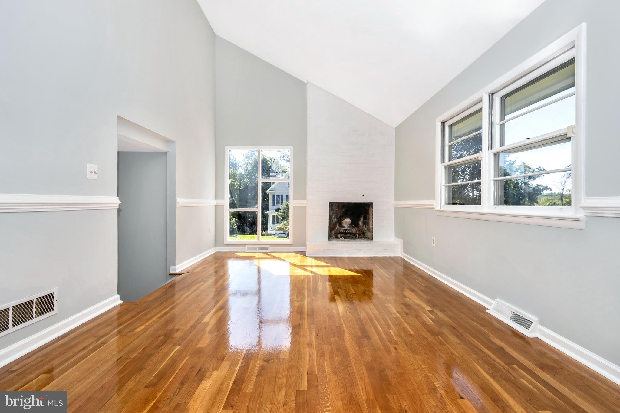 WINDSOR HILLS - Residential